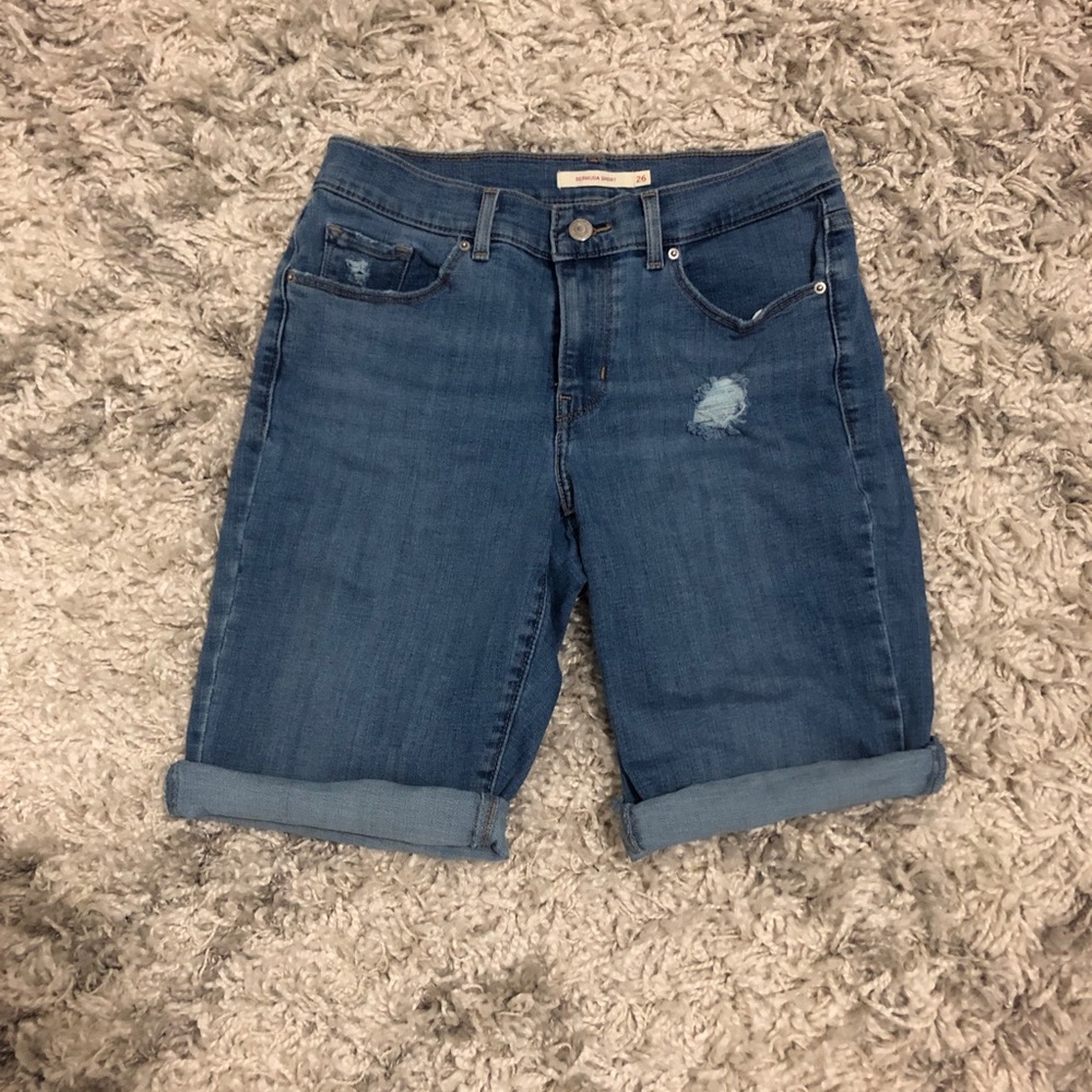 Bermuda Medium Wash Distressed Levi’s Shorts